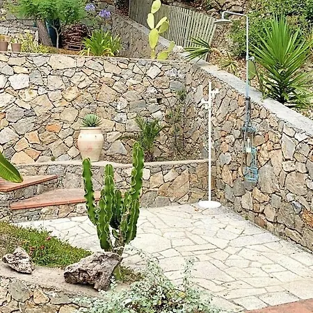 Вилла La Bouganvilla Charme & Relax Vista Mare *