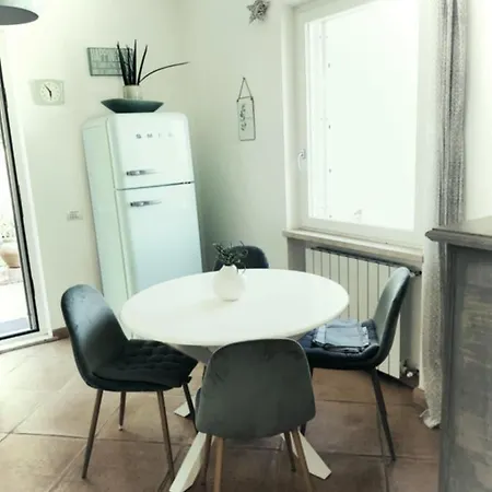 Вилла La Bouganvilla Charme & Relax Vista Mare Финале Лигуре