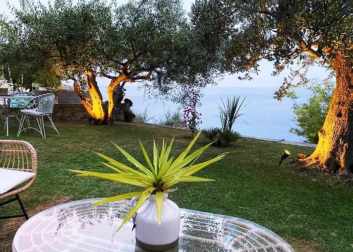 La Bouganvilla Charme & Relax Vista Mare Villa