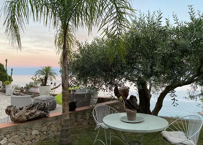La Bouganvilla Charme & Relax Vista Mare