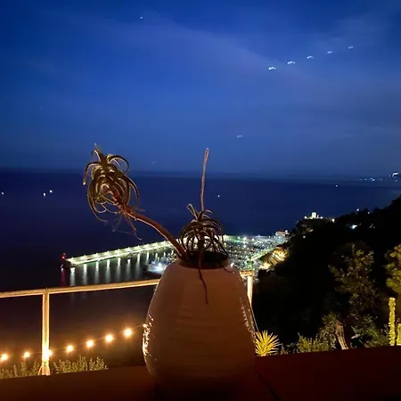 Villa La Bouganvilla Charme&relax Vista Mare