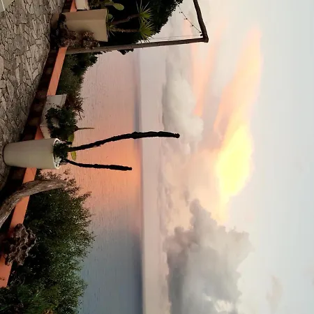 Villa La Bouganvilla Charme&relax Vista Mare