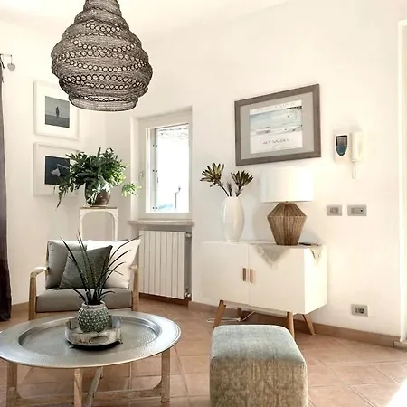 La Bouganvilla Charme&relax Vista Mare * Finale Ligure