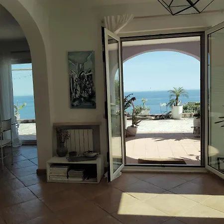 וילה La Bouganvilla Charme & Relax Vista Mare *