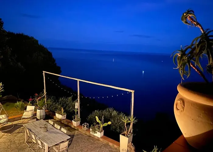 וילה La Bouganvilla Charme & Relax Vista Mare פינאלה ליגורה