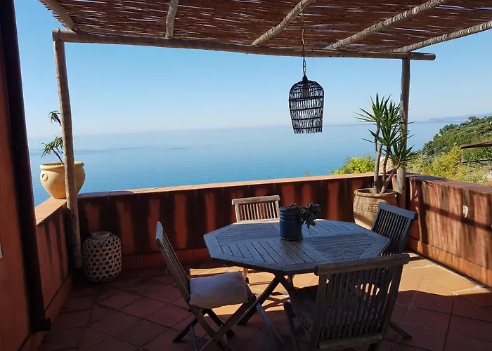 فيلة La Bouganvilla Charme & Relax Vista Mare *