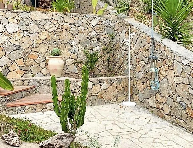 فيلة La Bouganvilla Charme & Relax Vista Mare *